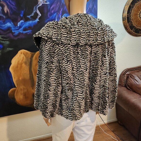 LaSeine Short Faux Fur Jacket Size Large Black and White Design Soooo Soft - Picture 11 of 15